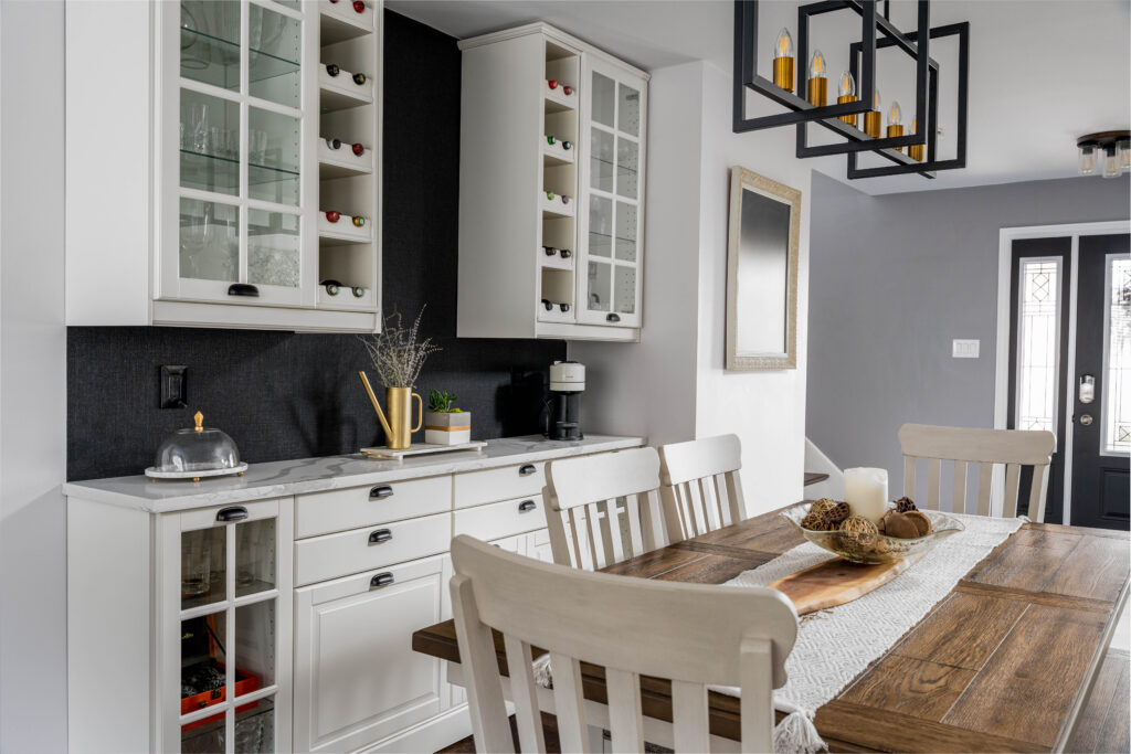 Modern Rustic Interior Style for the Dining Room