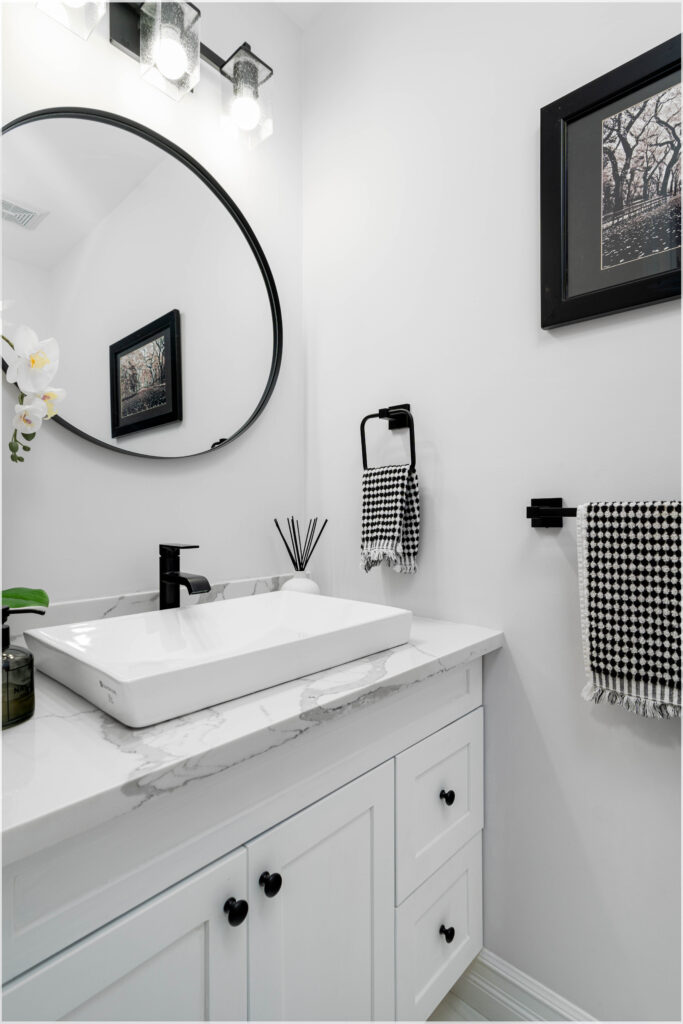 Remodeled vanity room (modern elegant style)